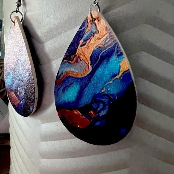 Blue cascade earrings - Picture 1 of 1